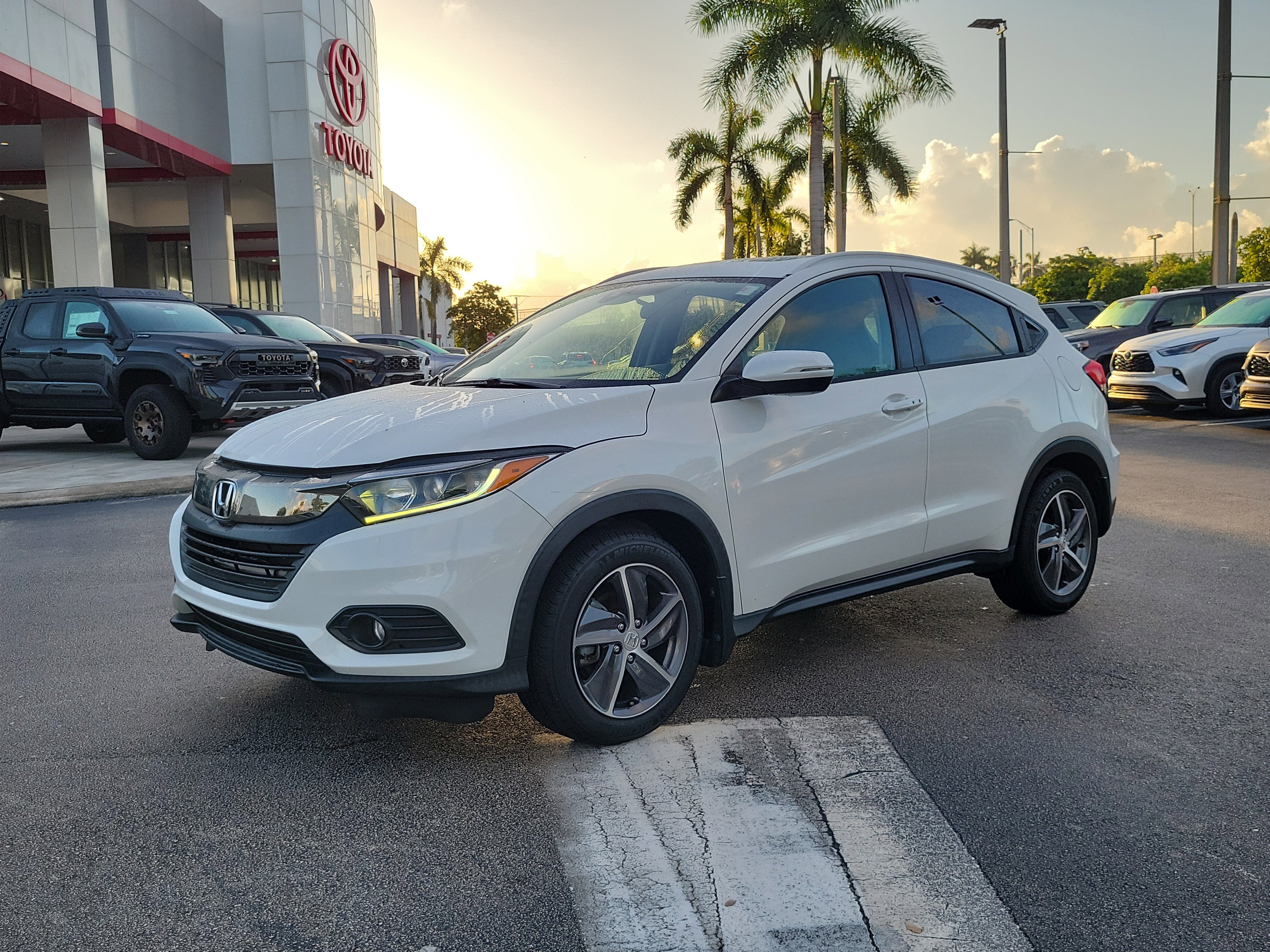 Used 2021 Honda HR-V EX with VIN 3CZRU5H50MM719612 for sale in Doral, FL