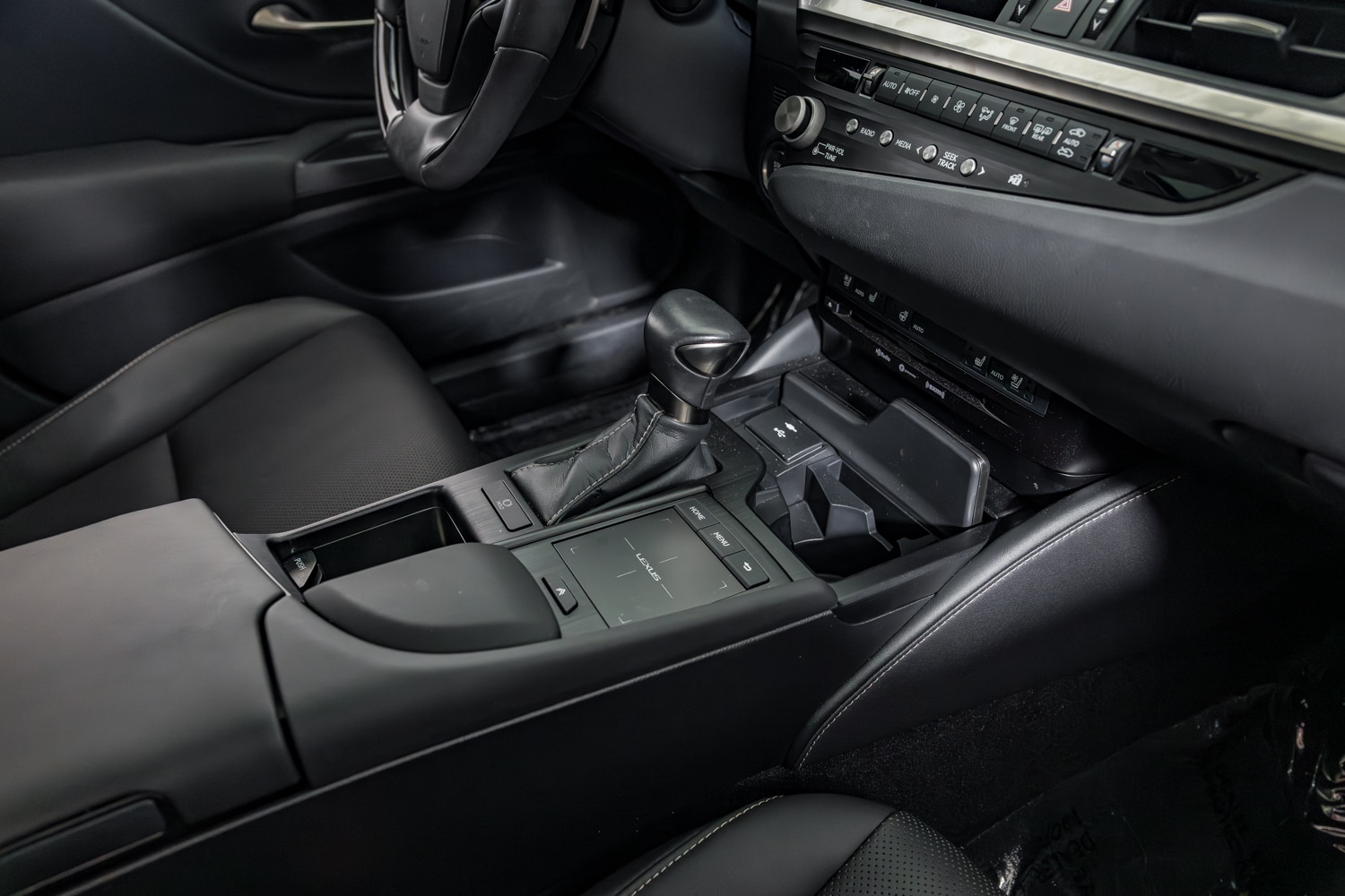 2021 Lexus ES 250 photo 34