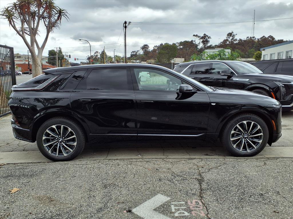 2026 Cadillac Lyriq Sport photo 4