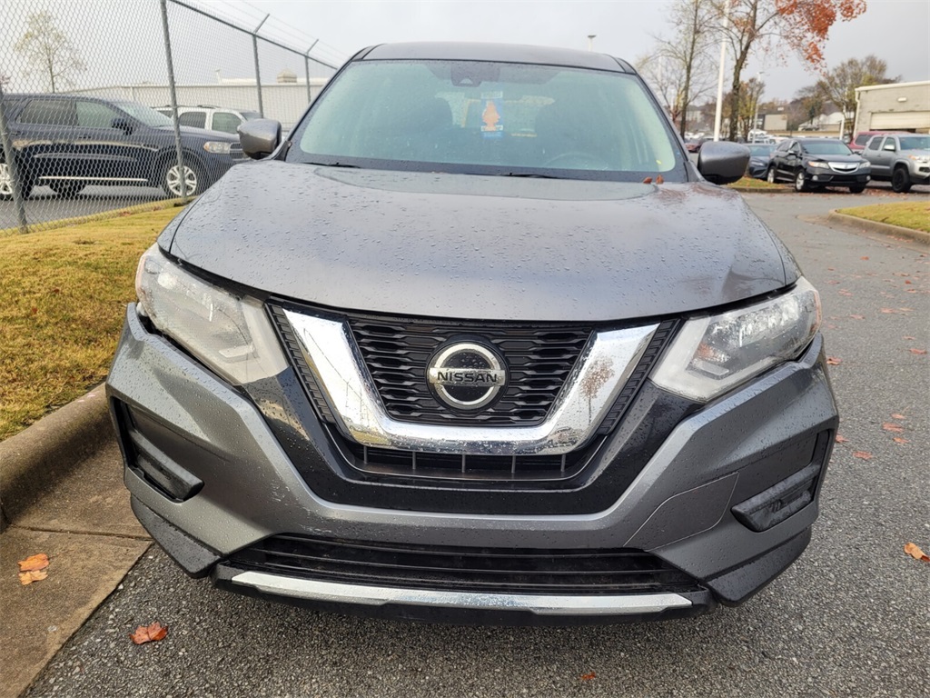 2020 Nissan Rogue S photo 2