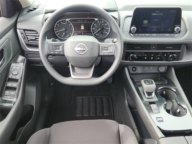 2026 Nissan Rogue S photo 6