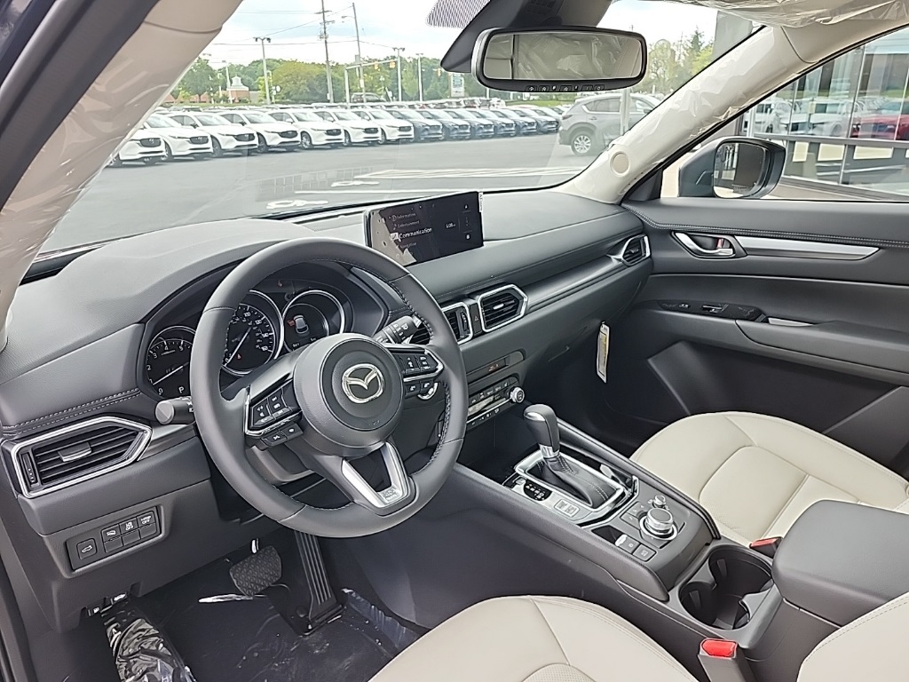 2025 Mazda CX-5 2.5 S Preferred photo 3