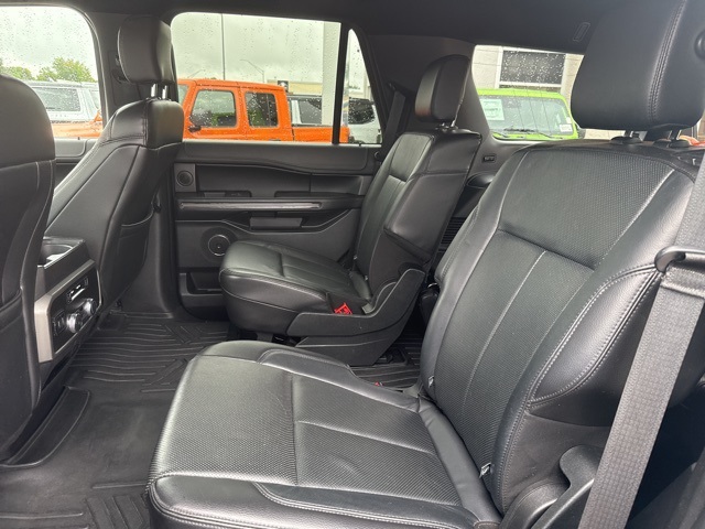 2018 Ford Expedition XLT photo 4