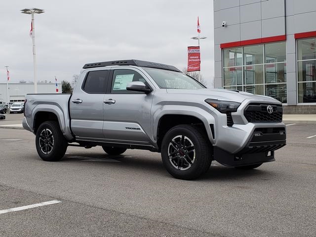 2025 Toyota Tacoma TRD Sport 4x4 Double Cab photo 3