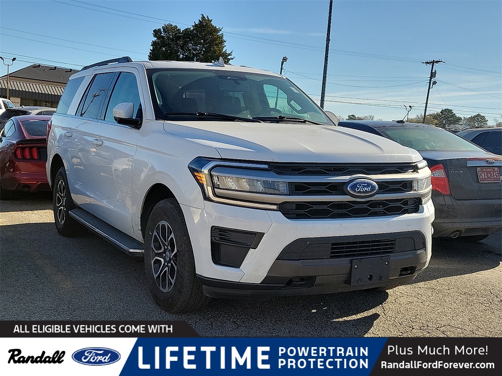 2022 Ford Expedition XLT's photo
