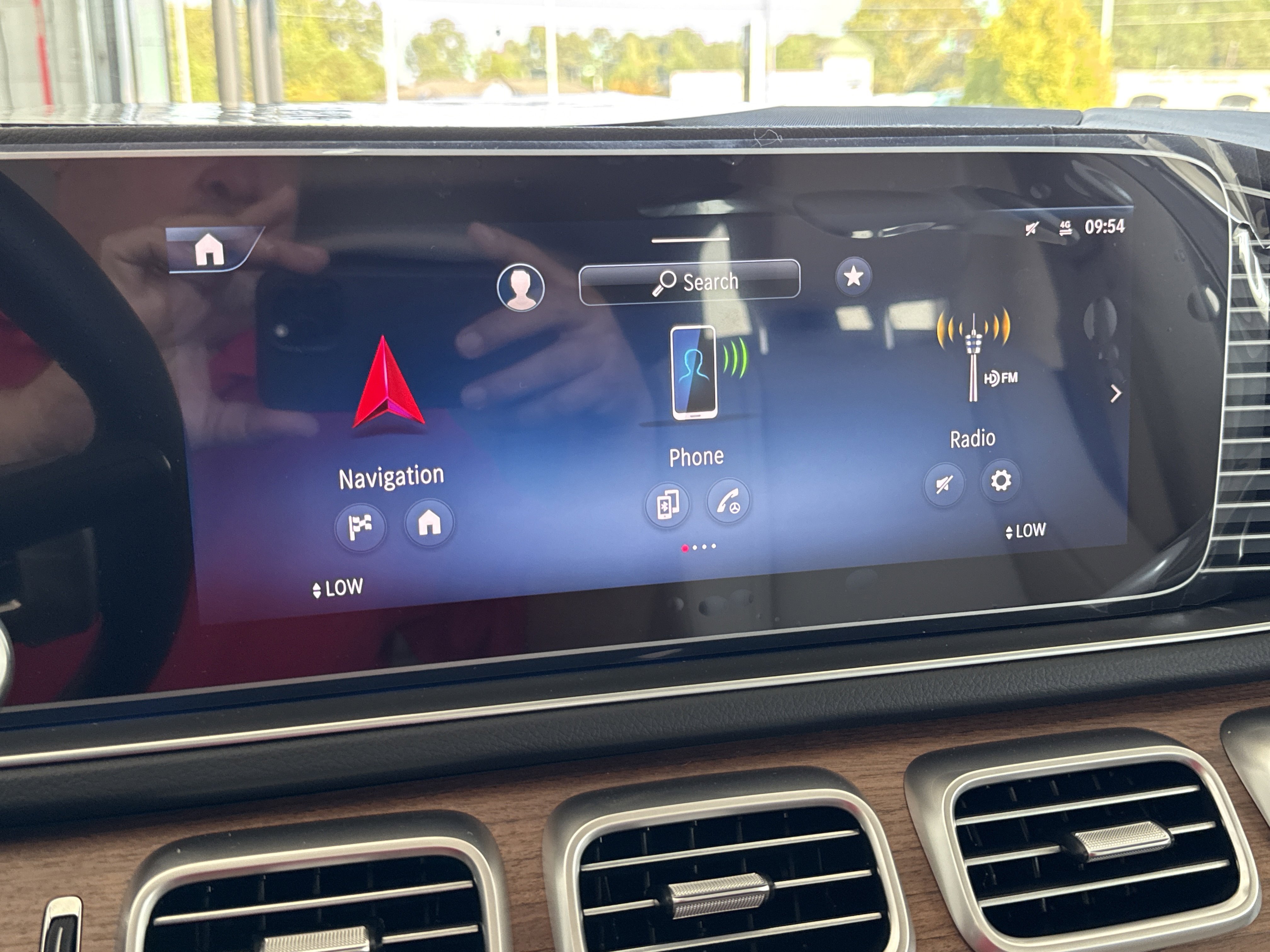 2026 Mercedes Benz GLS 450 4MATIC photo 9