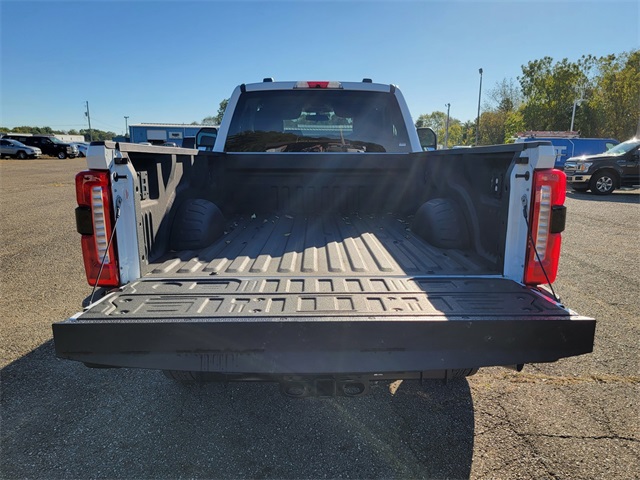 2024 Ford F-350 XLT photo 34