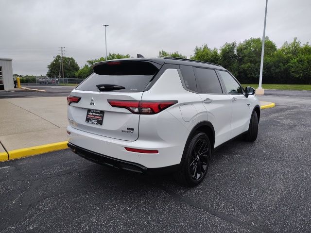 2025 Mitsubishi Outlander PHEV SEL photo 7