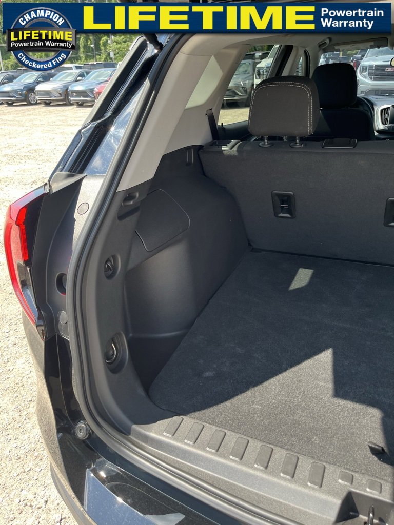 2023 Gmc Terrain SLE photo 16