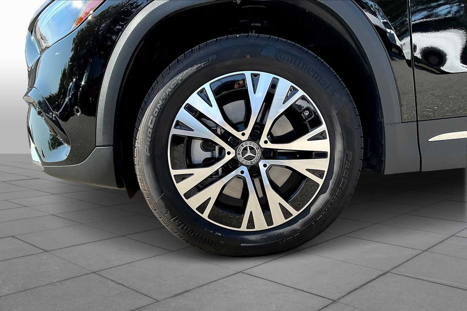 2025 Mercedes Benz GLA 250 4MATIC photo 9