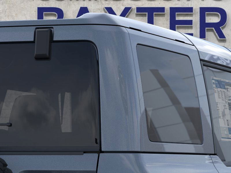 2025 Ford Bronco Outer Banks photo 4