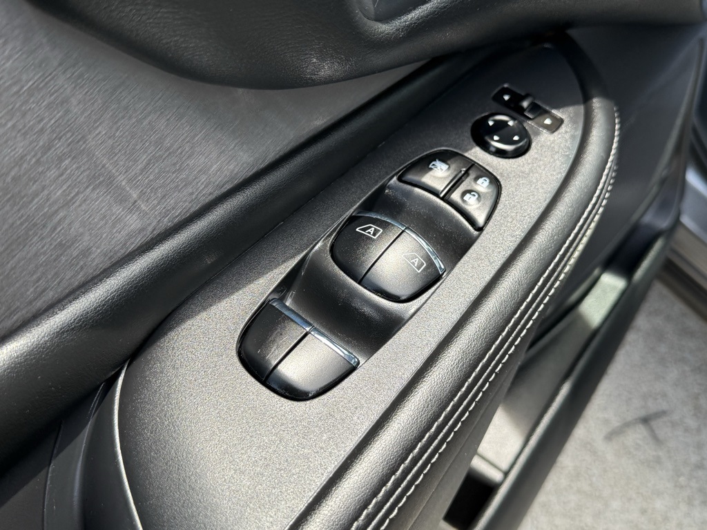 2023 Nissan Murano SL photo 10