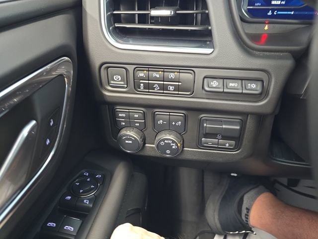 2024 Chevrolet Tahoe High Country photo 19