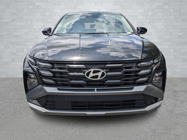 2025 Hyundai Tucson SE photo 2