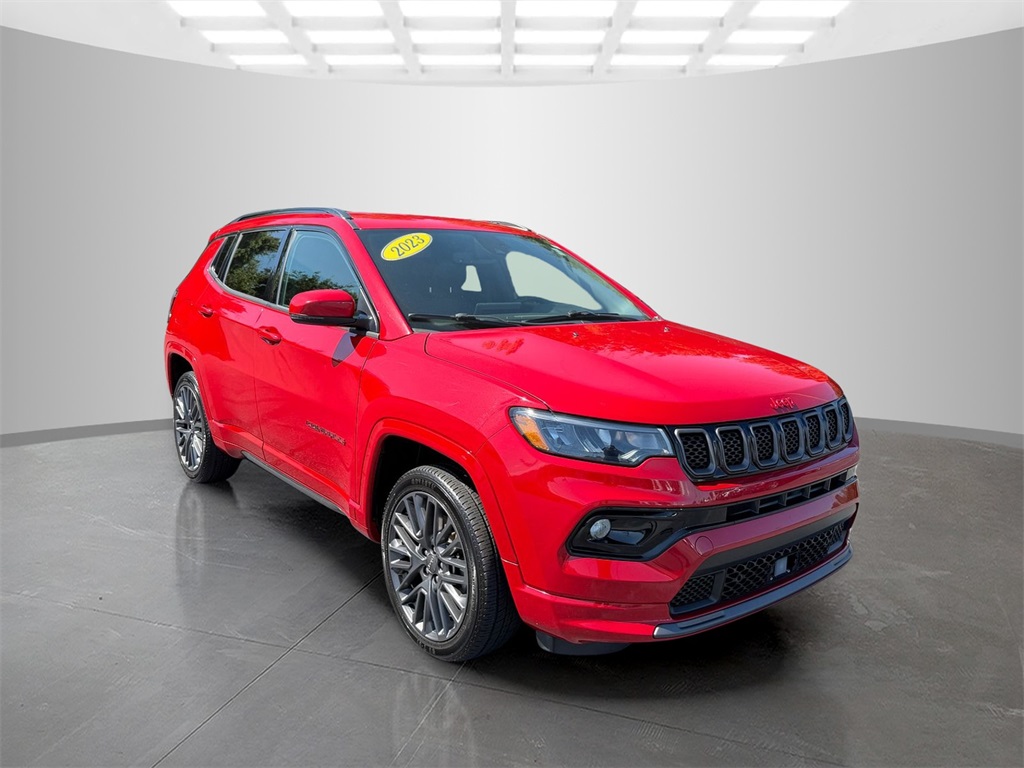 2023 Jeep Compass Limited Red Edition photo 5