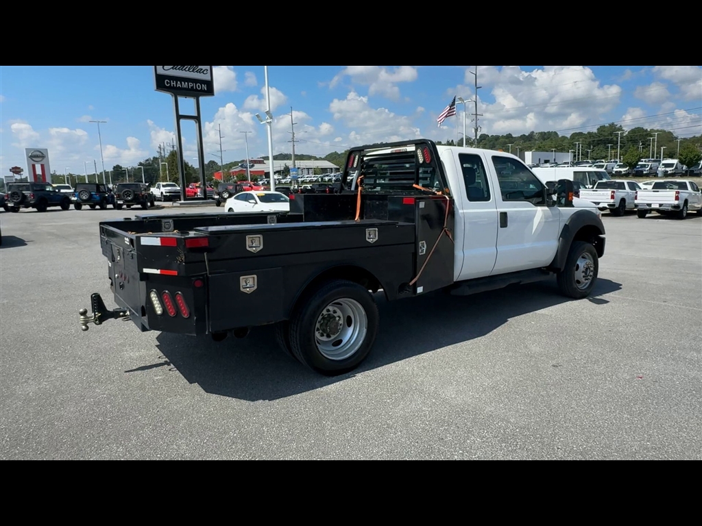 2014 Ford F-550 photo 6