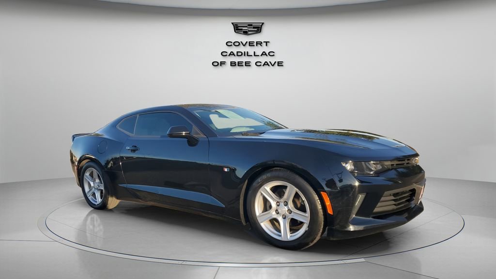 2017 Chevrolet Camaro 1LT's photo