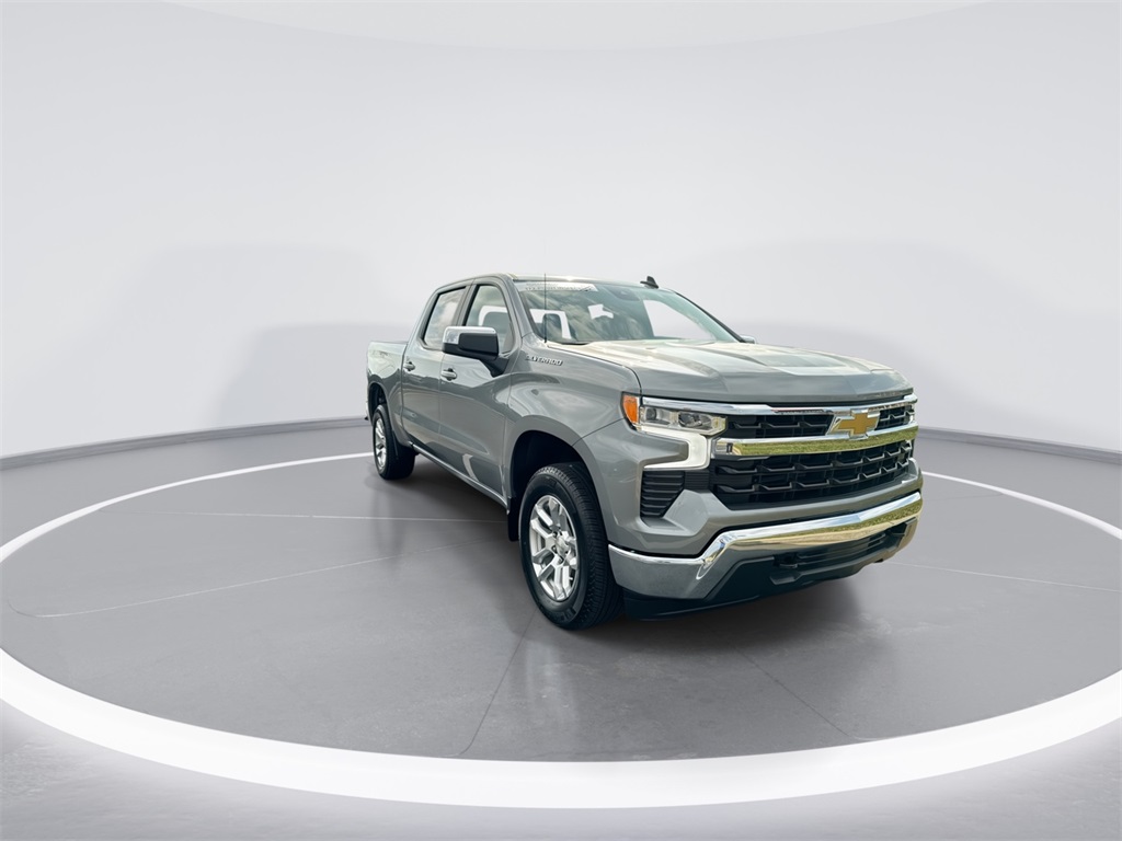 2023 Chevrolet Silverado 1500 LT photo 2