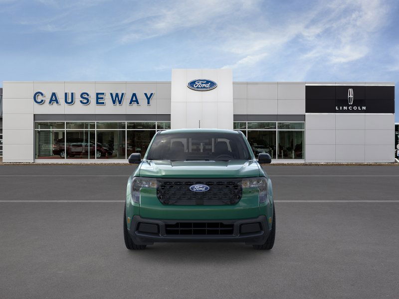 2025 Ford Maverick XLT photo 2