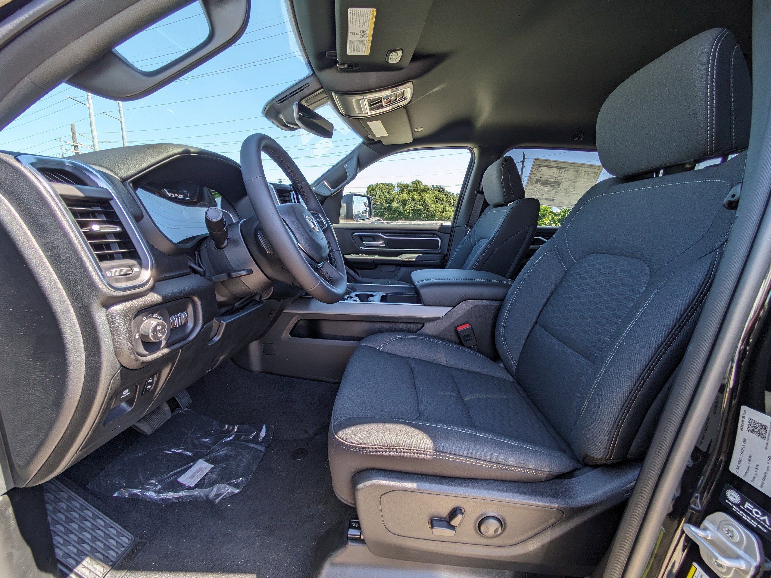 2025 Ram 1500 Big Horn Lone Star photo 19