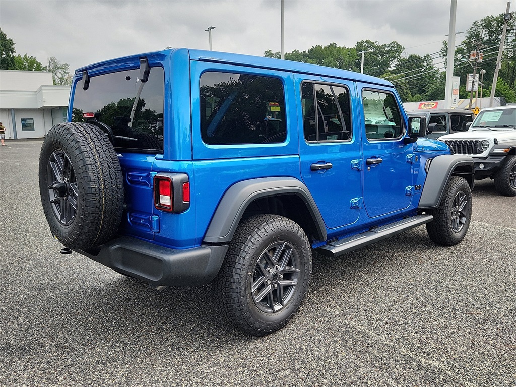 2025 Jeep Wrangler Sport S photo 4
