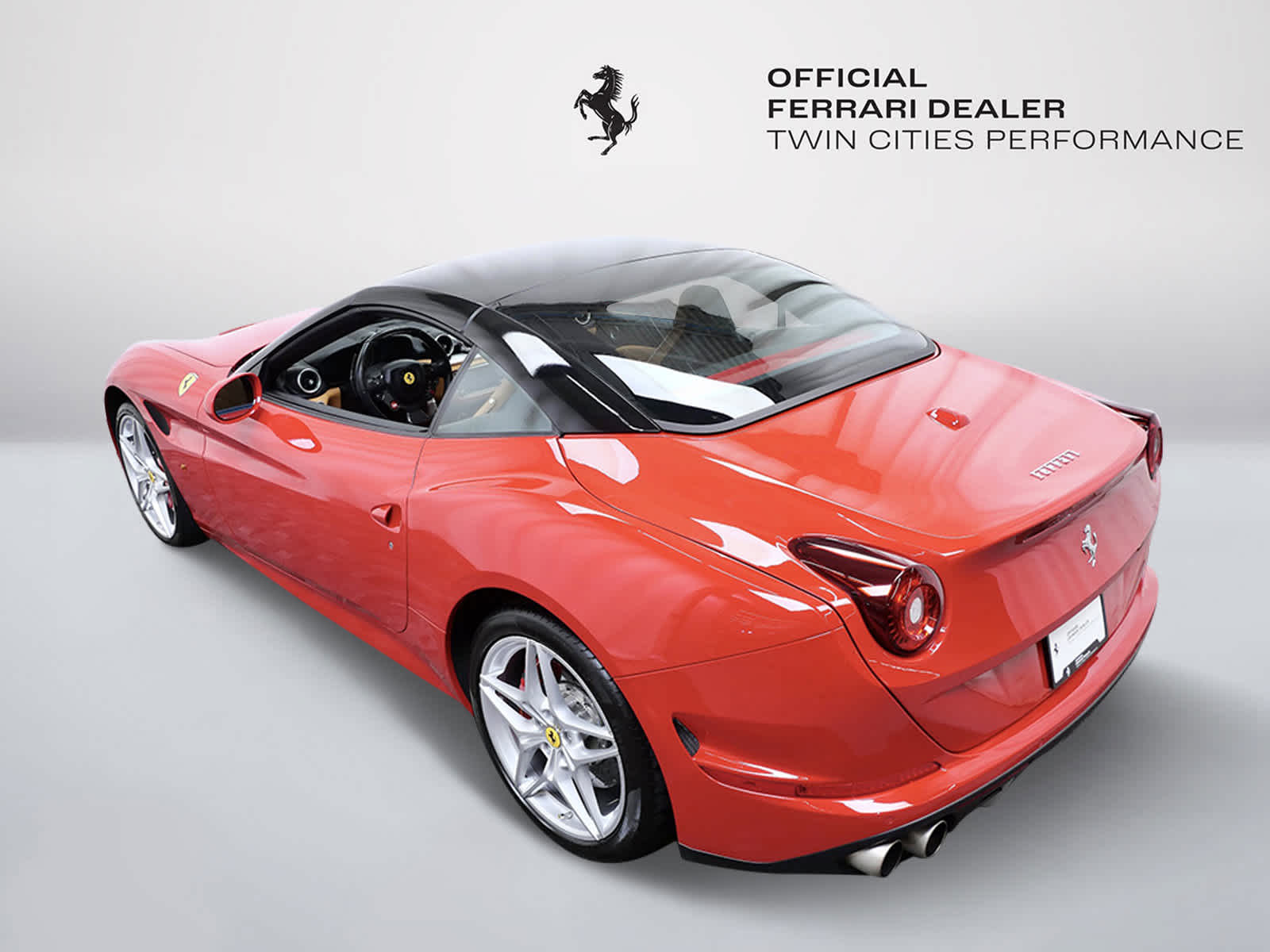 2017 Ferrari California T photo 5