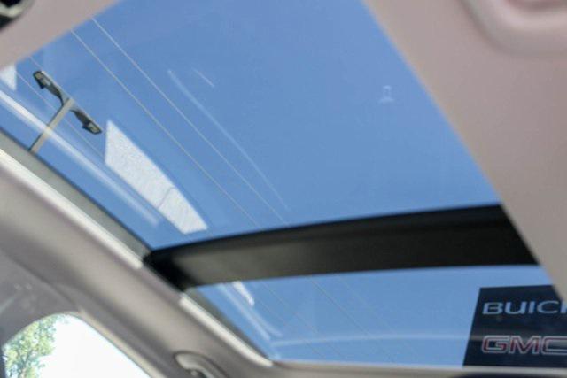 New 2025 Gray Hyundai SEL Convenience image 9