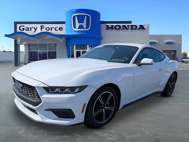 2024 Ford Mustang EcoBoost photo 4