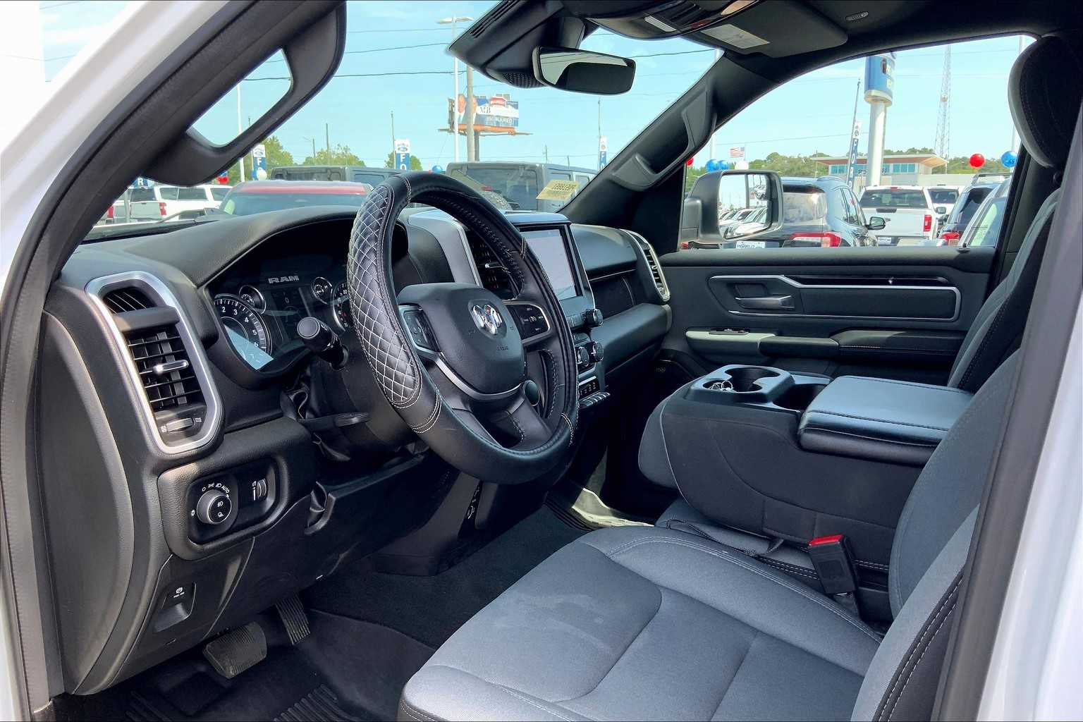 2023 Ram 1500 Big Horn photo 17