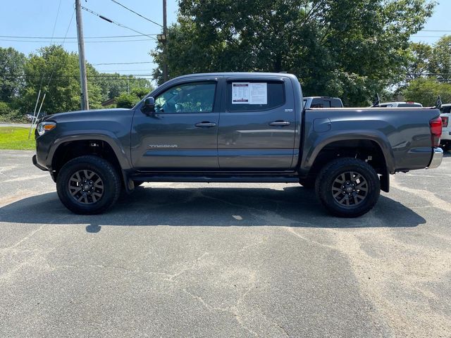 2021 Toyota Tacoma SR5 photo 8