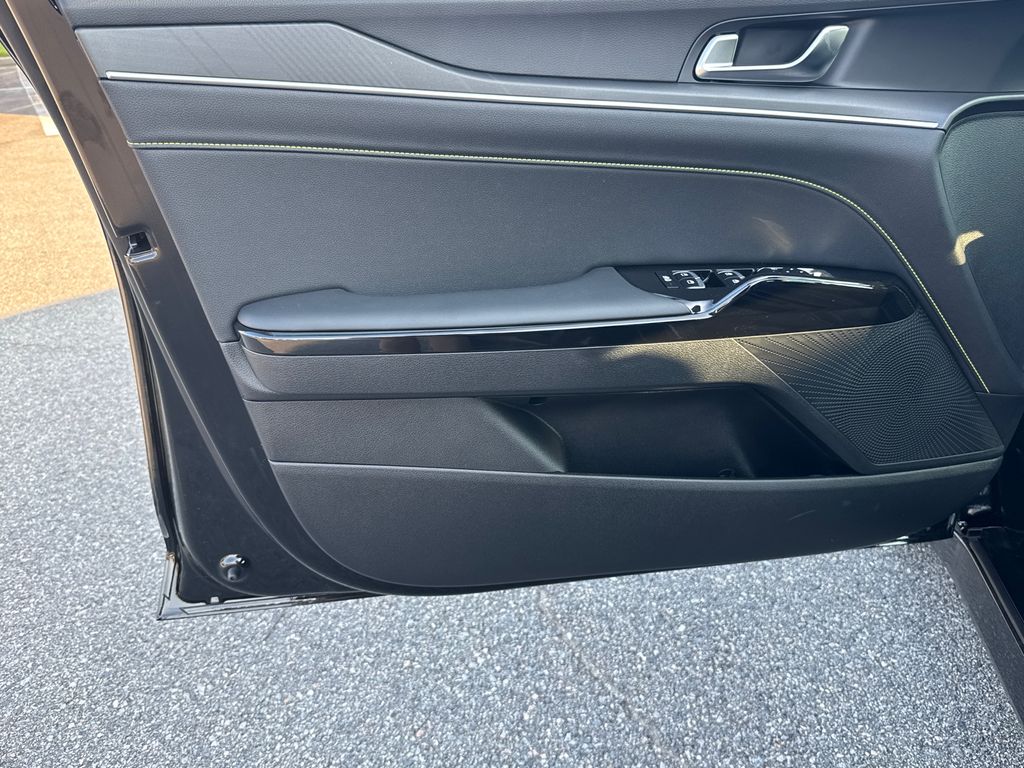 2026 Kia K5 GT photo 11