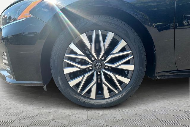 2024 Nissan Altima 2.5 SV photo 20