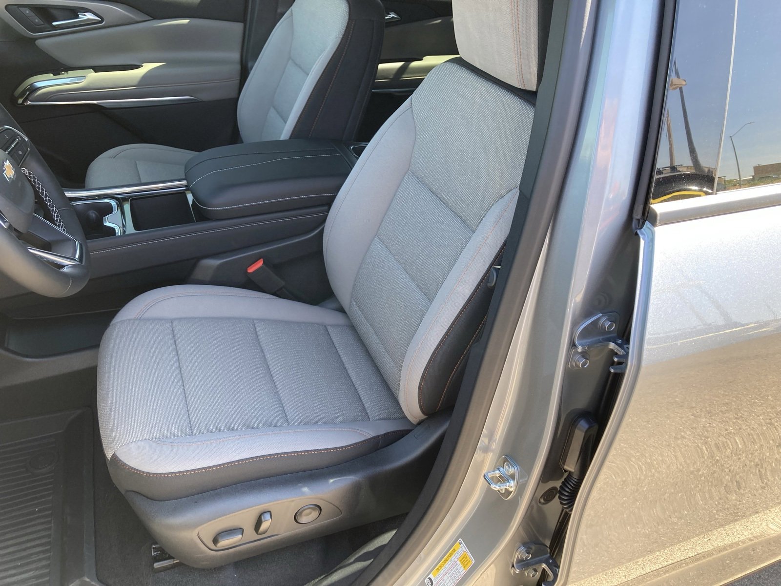 2026 Chevrolet Traverse photo 28