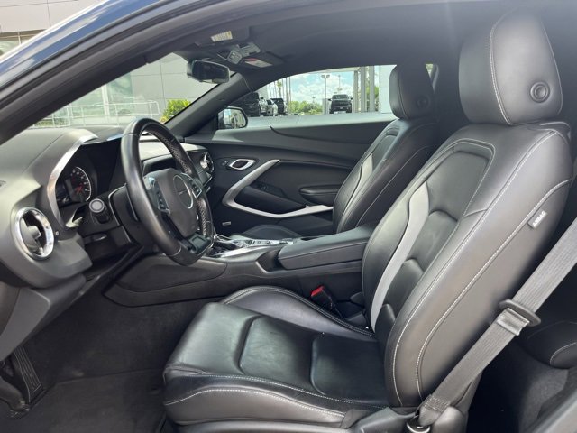 2023 Chevrolet Camaro 2LT photo 9