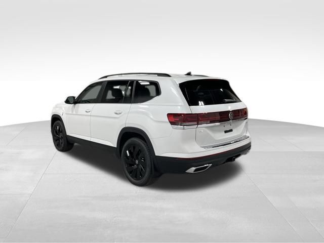 2026 Volkswagen Atlas SE Technology photo 2