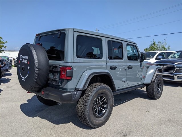 2025 Jeep Wrangler Rubicon X photo 3