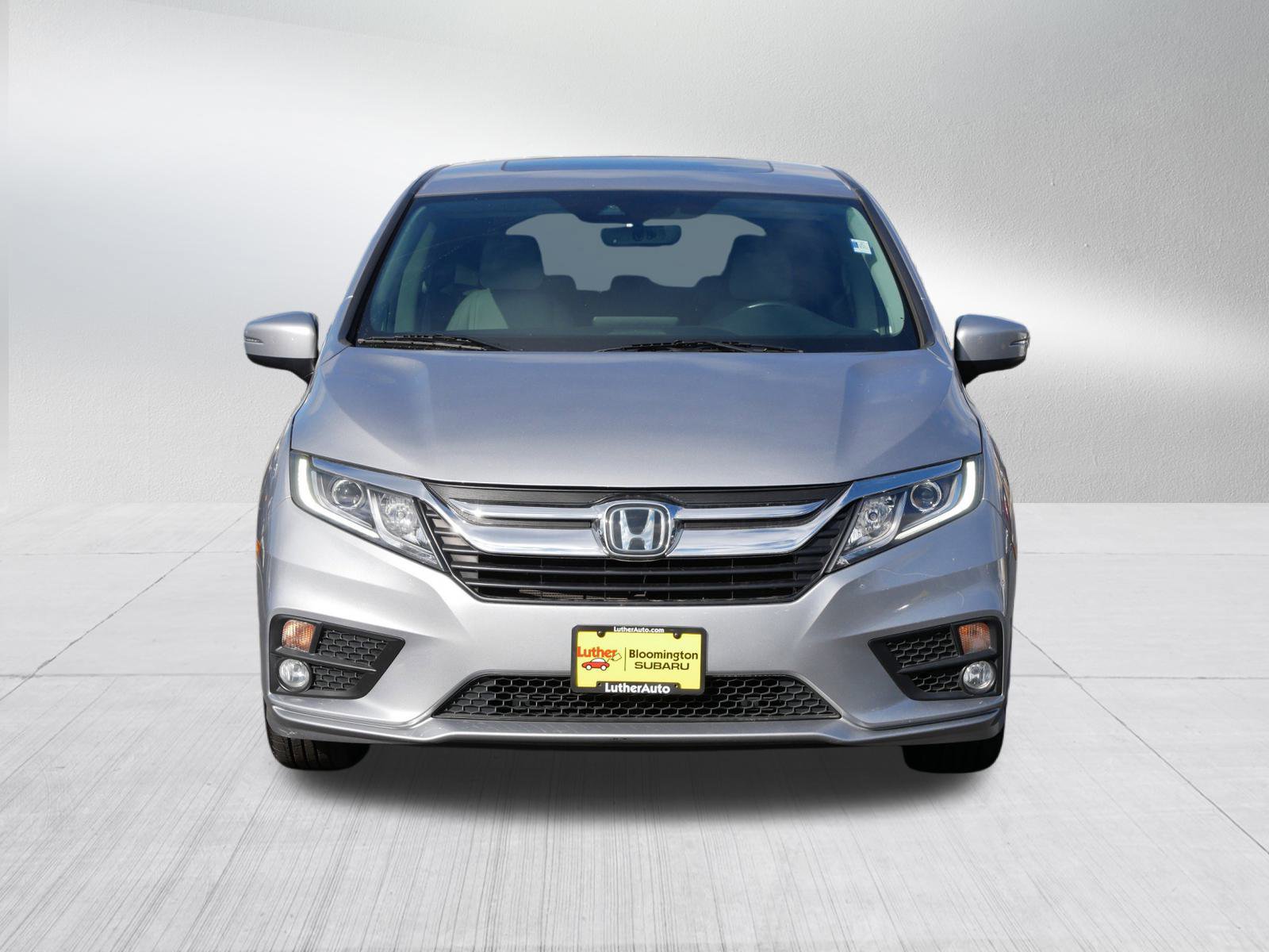 Used 2018 Honda Odyssey EX-L with VIN 5FNRL6H72JB072064 for sale in Bloomington, Minnesota