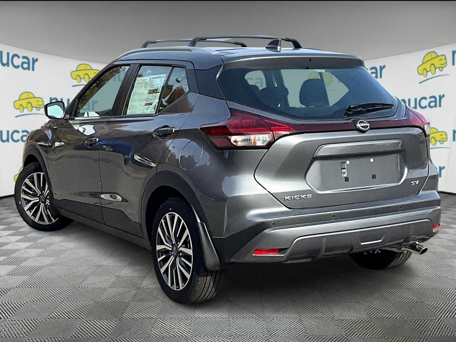 2024 Nissan Kicks SV photo 4