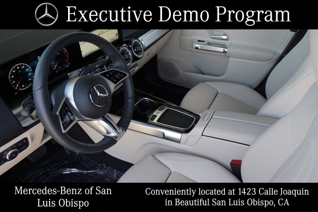2025 Mercedes Benz GLB 250 photo 2