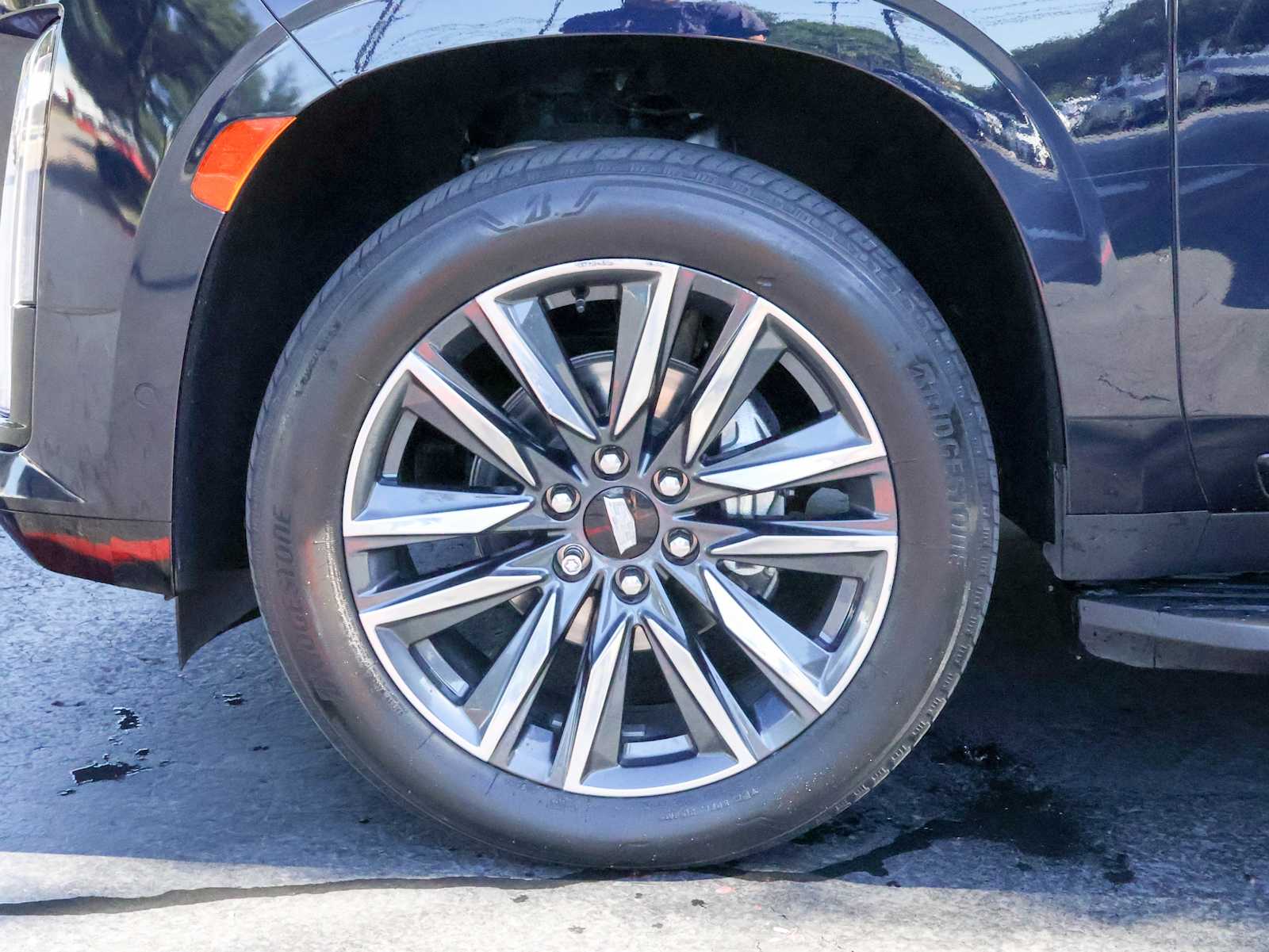 2022 Cadillac Escalade Sport photo 5