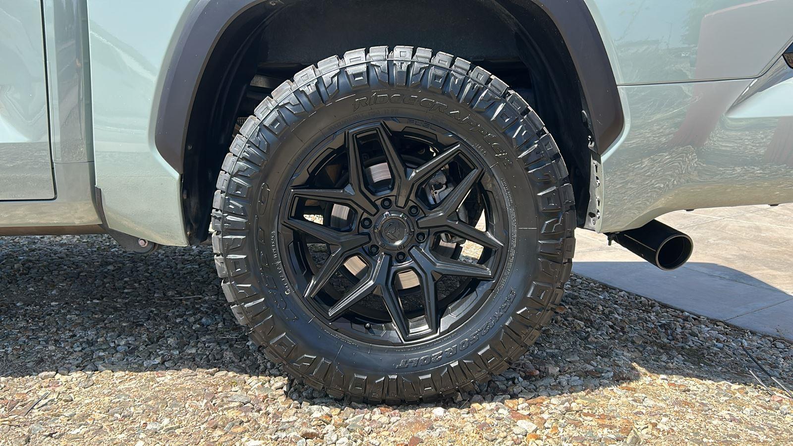 2024 Toyota Tundra SR5 CrewMax photo 19