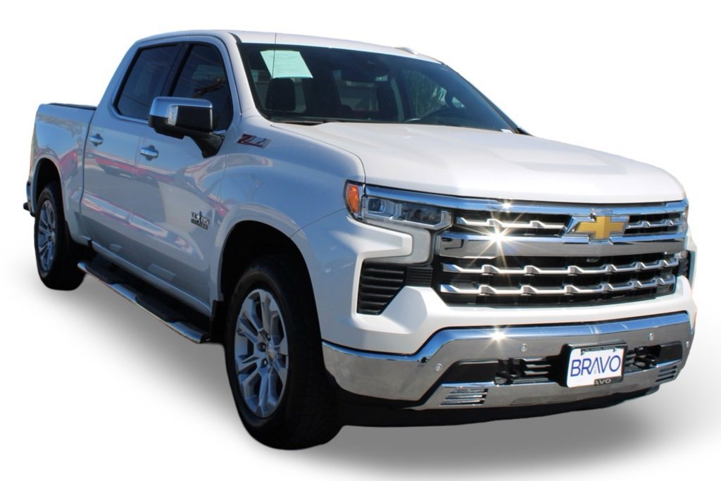 2022 Chevrolet Silverado 1500 LTZ photo 3