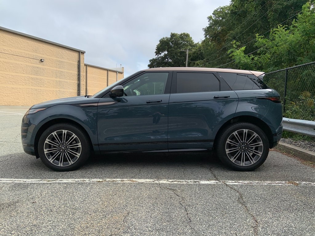 2024 Land Rover Range Rover Evoque Dynamic SE photo 4