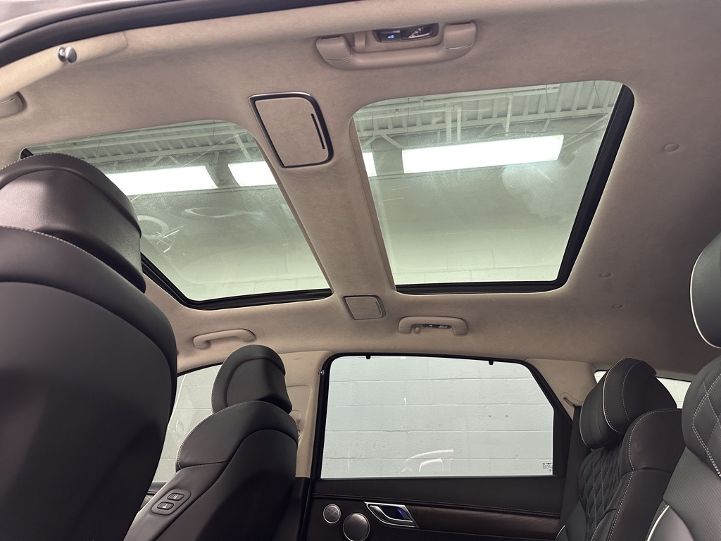 2022 Genesis GV80 3.5T Prestige Signature photo 40