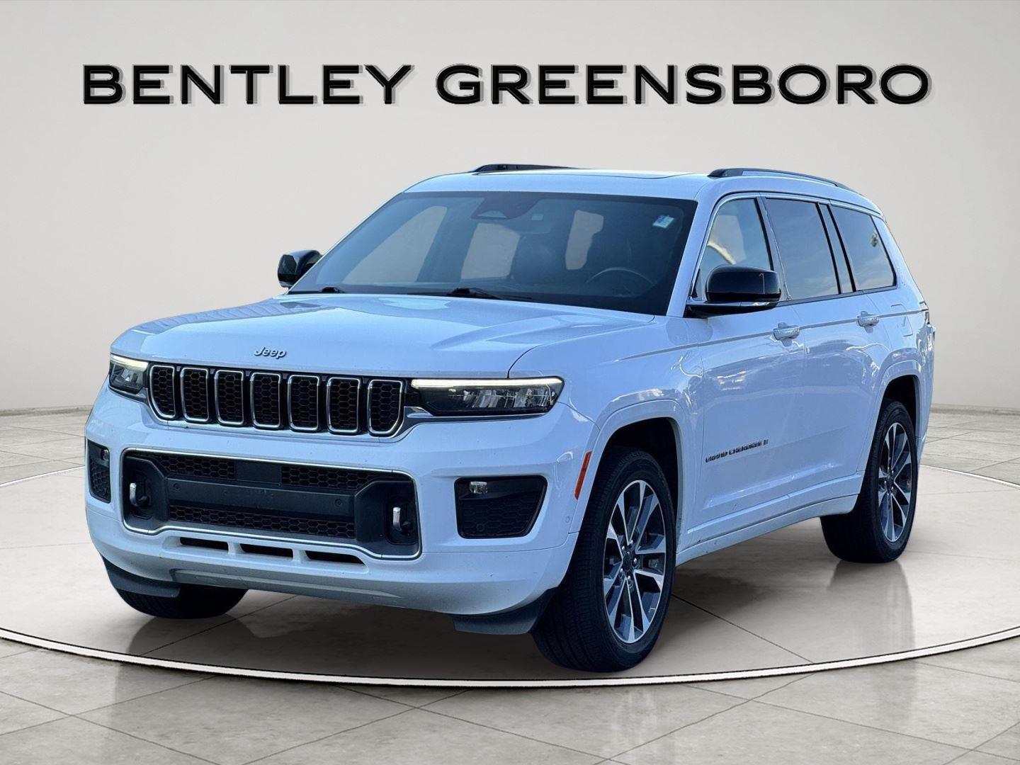 2021 Jeep Grand Cherokee Overland photo 3