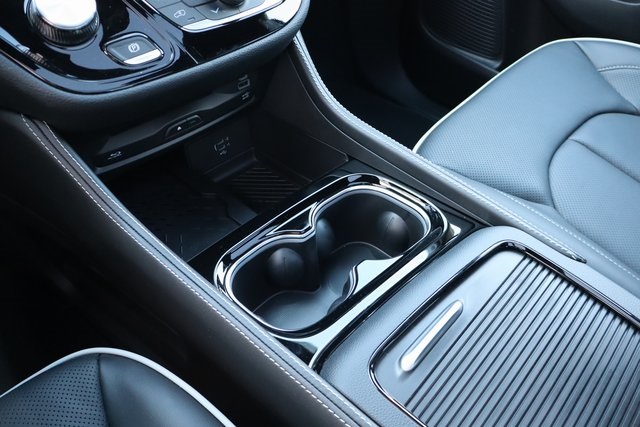 2026 Chrysler Pacifica Limited photo 24