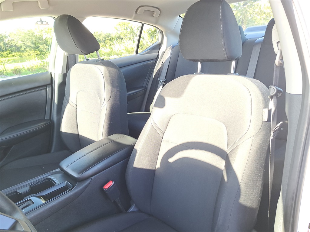 2024 Nissan Sentra S photo 19