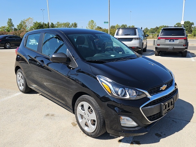 2022 Chevrolet Spark LS photo 2