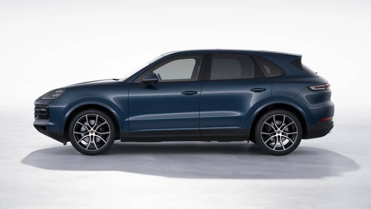 2026 Porsche Cayenne photo 2