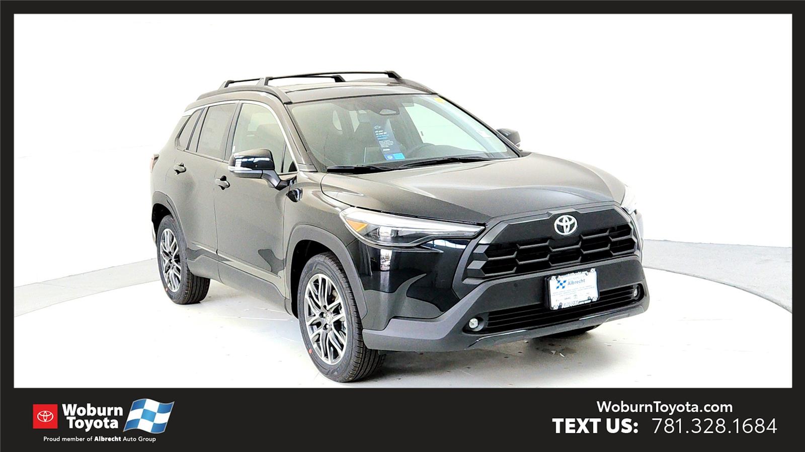 2026 Toyota Corolla Cross XLE's photo